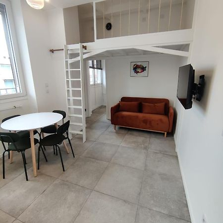 Loft Chic Avec Mezzanine Contemporaine Apartamento Vénissieux Exterior foto