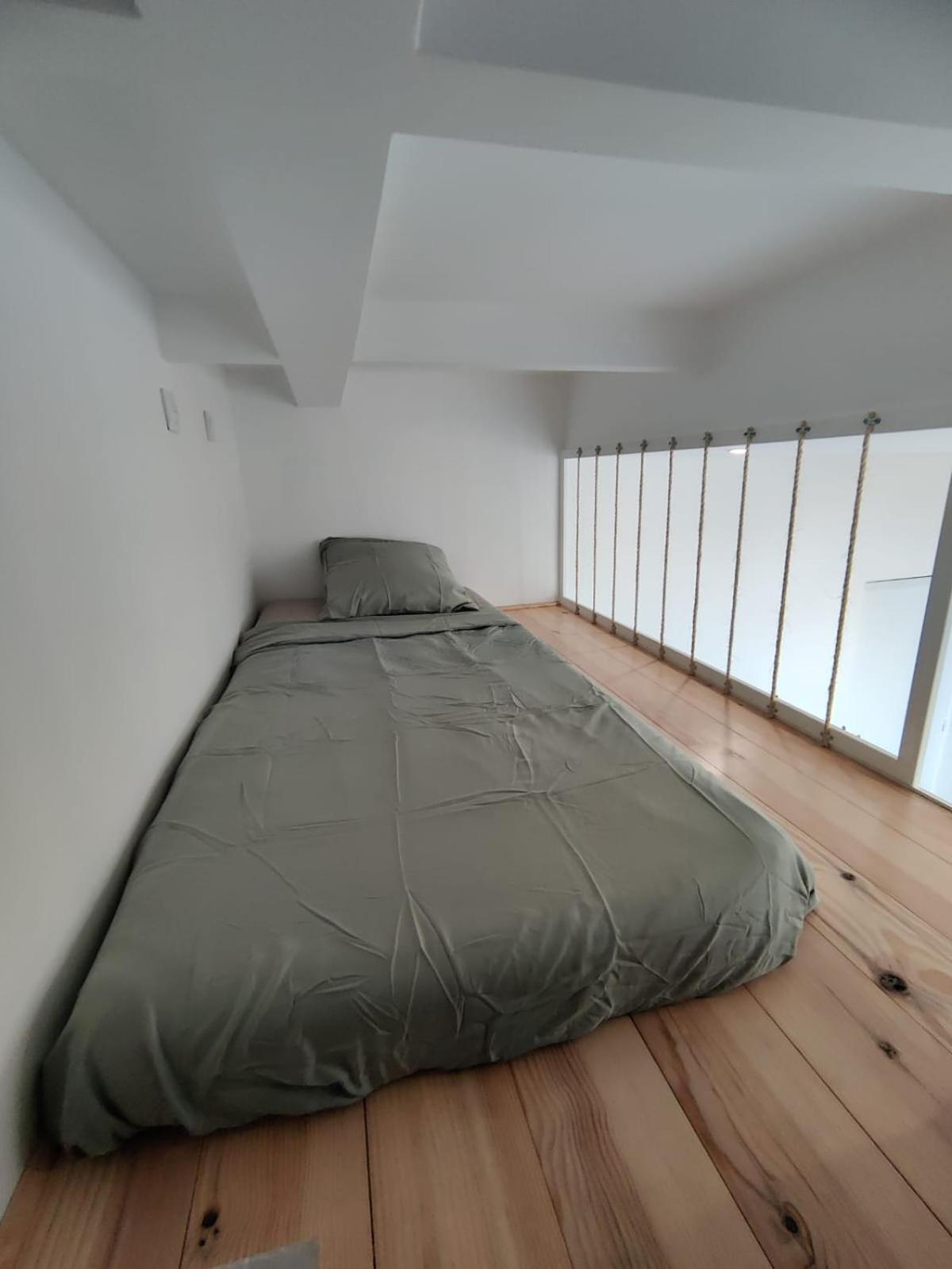Loft Chic Avec Mezzanine Contemporaine Apartamento Vénissieux Exterior foto
