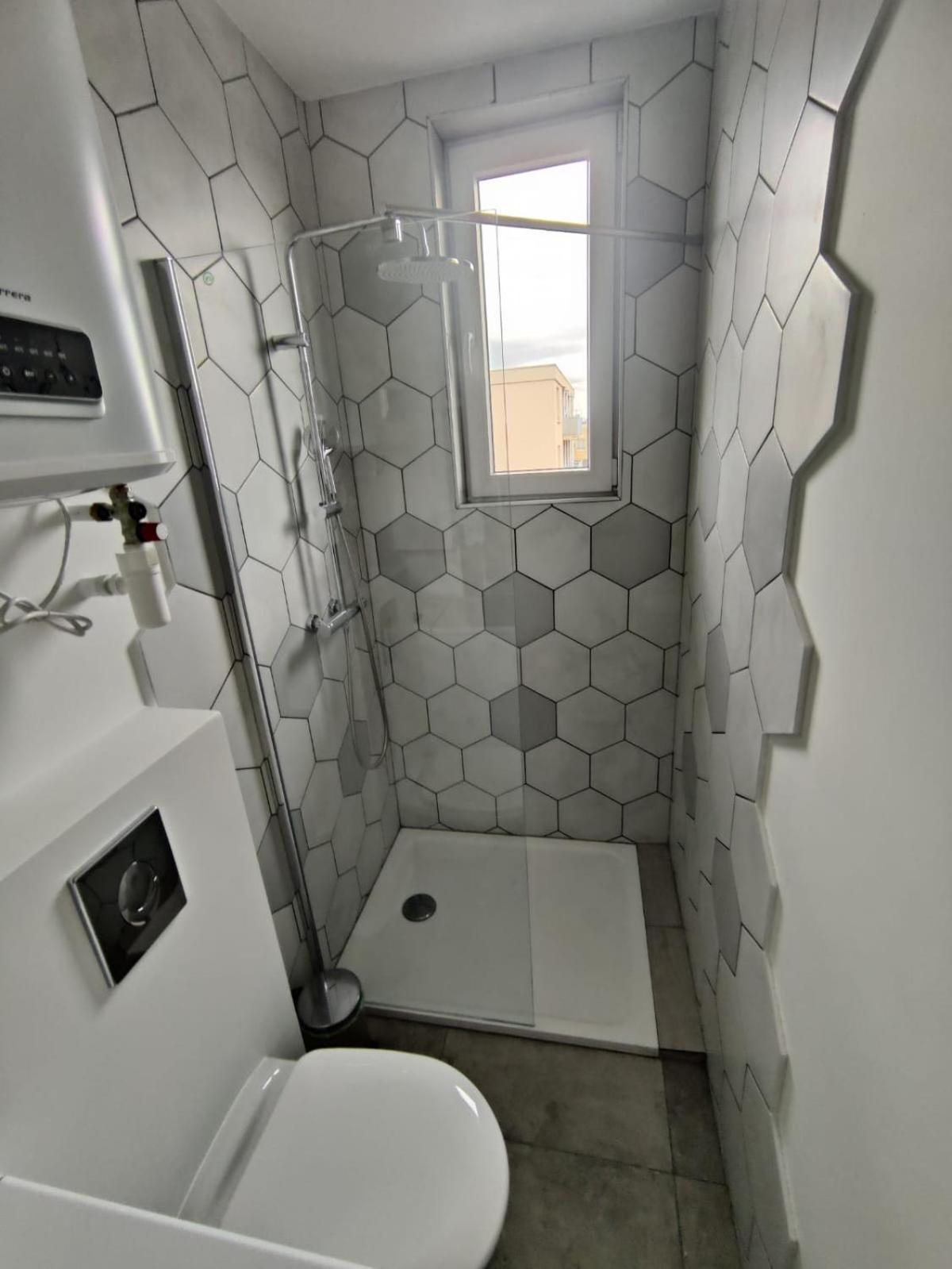Loft Chic Avec Mezzanine Contemporaine Apartamento Vénissieux Exterior foto